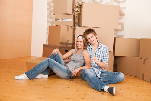 House movers preparing a Notting Hill home move with boxes and furniture