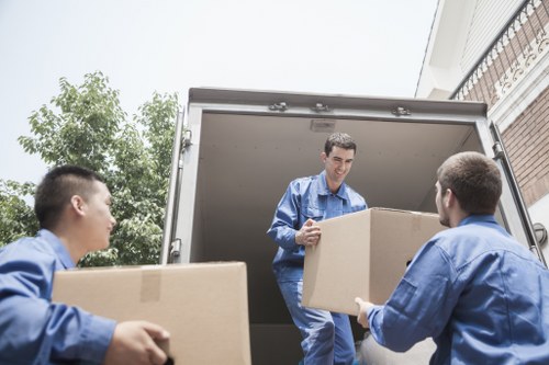 Professional moving support for furniture in Notting Hill