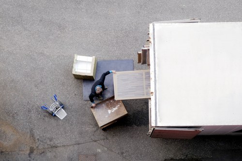 Local removals team navigating narrow Notting Hill street access