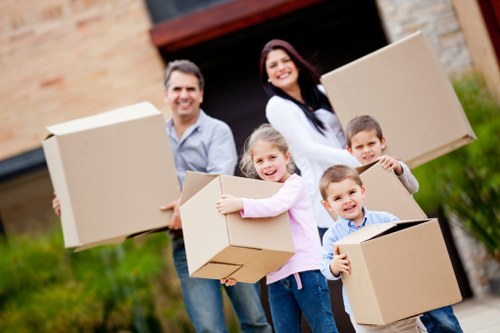 Professional removals service for flats and businesses in Notting Hill