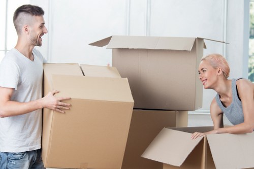 Careful packing and transport support for a local move in Notting Hill